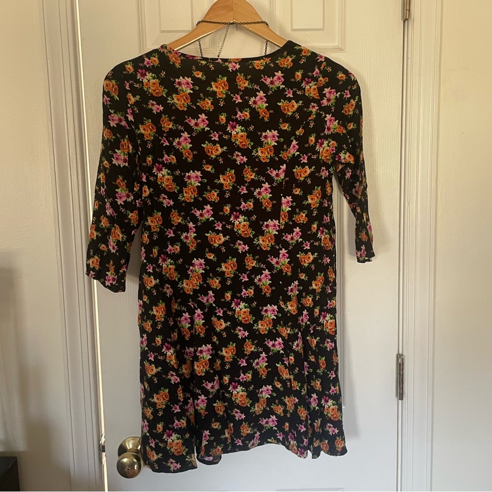 Kimchi Blue 3/4 Sleeve Voluminous Swingy Dress - Picture 10 of 10